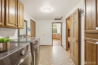 221 Russell Road, Snohomish, WA 98290 - Photo 21