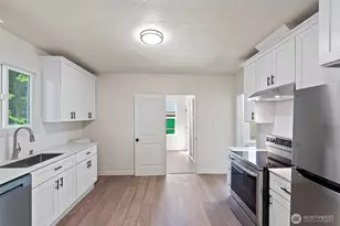 621 S Pine St, Tacoma, WA 98405 - Photo 13