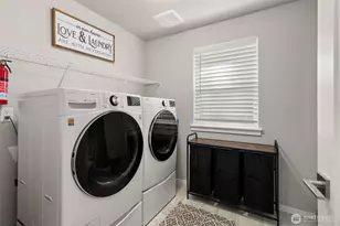 9633 S 209th St, Kent, WA 98031 - Photo 25