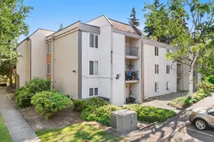 14645 NE 34th St, Bellevue, WA 98007 - Photo 1