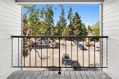 14645 NE 34th Street #C24, Bellevue, WA 98007 - Photo 11
