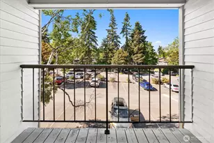 14645 NE 34th St, Bellevue, WA 98007 - Photo 11