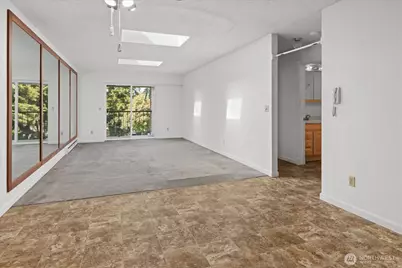 14645 NE 34th Street #C24, Bellevue, WA 98007 - Photo 9