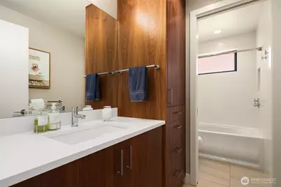 2821 Fairview Avenue E #5, Seattle, WA 98102 - Photo 23