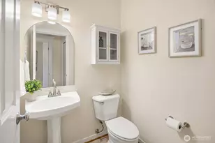 35225 SE Sequoia Pl, Snoqualmie, WA 98065 - Photo 17