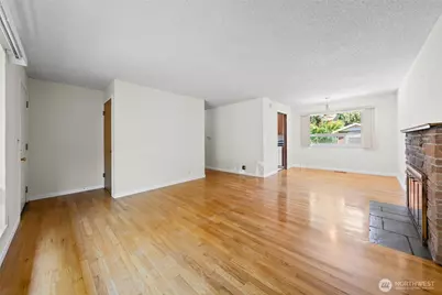18314 44th Avenue S, SeaTac, WA 98188 - Photo 3