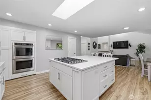 12714 SE 258th St, Kent, WA 98030 - Photo 11