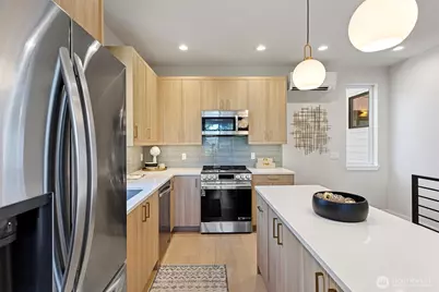 4116 NE 60th Street #B, Seattle, WA 98115 - Photo 11