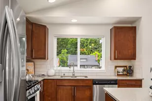 8826 41st Ave S, Seattle, WA 98118 - Photo 5