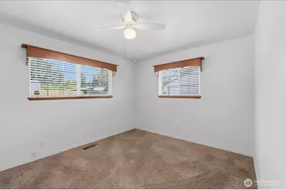 7002 106th Street E, Puyallup, WA 98373 - Photo 15
