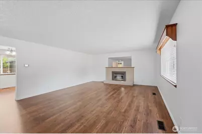 7002 106th Street E, Puyallup, WA 98373 - Photo 5