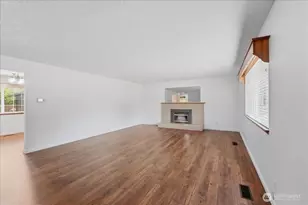 7002 106th St E, Puyallup, WA 98373 - Photo 5