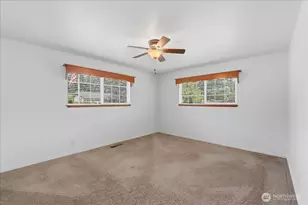 7002 106th St E, Puyallup, WA 98373 - Photo 17