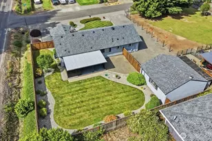 7002 106th St E, Puyallup, WA 98373 - Photo 3