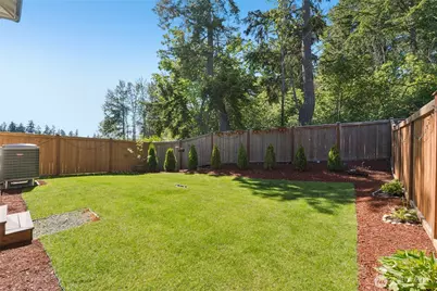 16203 27th Street E, Bonney Lake, WA 98391 - Photo 35