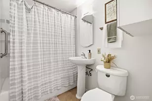 14066 22nd Ave NE, Seattle, WA 98125 - Photo 13