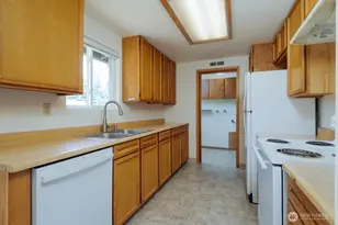 2619 SW 332nd Pl, Federal Way, WA 98023 - Photo 9