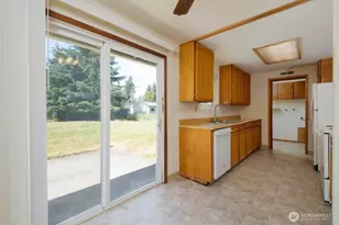 2619 SW 332nd Pl, Federal Way, WA 98023 - Photo 7