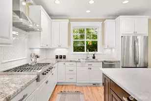 4414 NE 77th St, Seattle, WA 98115 - Photo 9