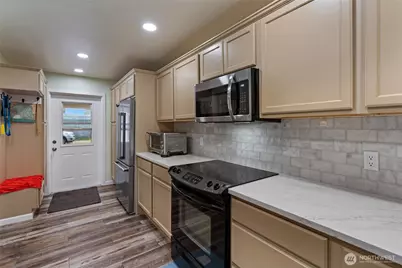 6225 S Puget Sound Avenue, Tacoma, WA 98409 - Photo 15