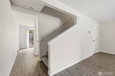 12813 109th Avenue Ct E, Puyallup, WA 98374 - Photo 5