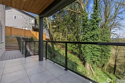 10930 NE 120th Street, Kirkland, WA 98034 - Photo 35