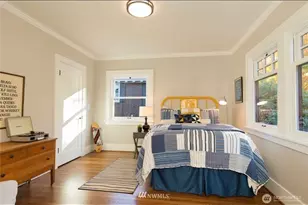 2406 Bigelow Ave N, Seattle, WA 98109 - Photo 23