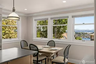 2406 Bigelow Ave N, Seattle, WA 98109 - Photo 13