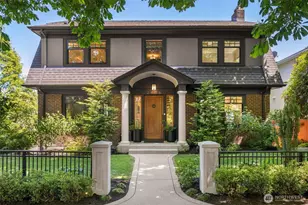 2406 Bigelow Ave N, Seattle, WA 98109 - Photo 1