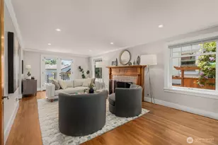 2406 Bigelow Ave N, Seattle, WA 98109 - Photo 3