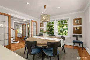 2406 Bigelow Ave N, Seattle, WA 98109 - Photo 15
