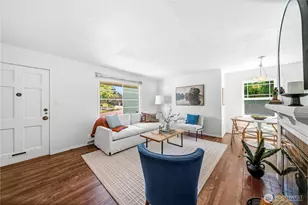 8221 23rd Ave NE, Seattle, WA 98115 - Photo 3