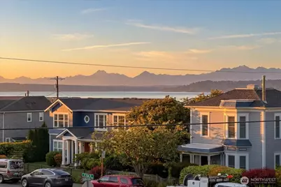300 2nd Avenue N #2H, Edmonds, WA 98020 - Photo 33