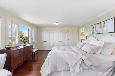 300 2nd Avenue N #2H, Edmonds, WA 98020 - Photo 17