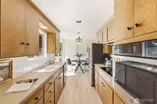 19906 83rd Pl W, Edmonds, WA 98026 - Photo 7