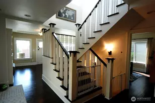 3911 1st Ave NE, Seattle, WA 98105 - Photo 9