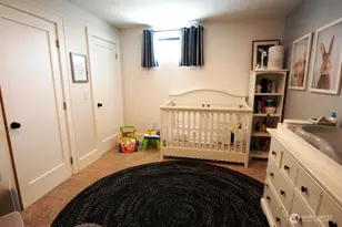 3911 1st Ave NE, Seattle, WA 98105 - Photo 23