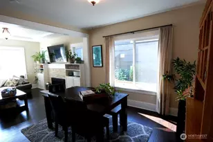 3911 1st Ave NE, Seattle, WA 98105 - Photo 7