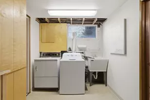 7305 Earl Ave NW, Seattle, WA 98117 - Photo 27