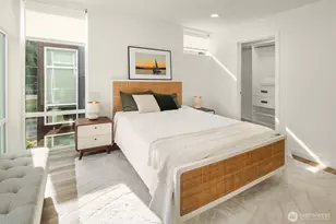 2404 Dexter Ave N, Seattle, WA 98109 - Photo 15