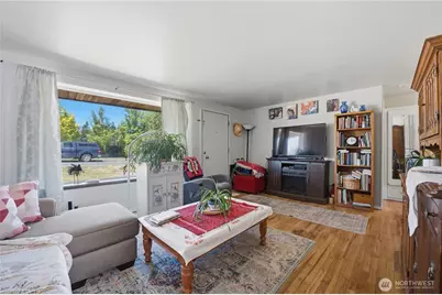 18824 Midvale Avenue N, Shoreline, WA 98133 - Photo 9