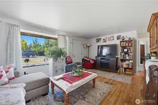 18824 Midvale Ave N, Shoreline, WA 98133 - Photo 9