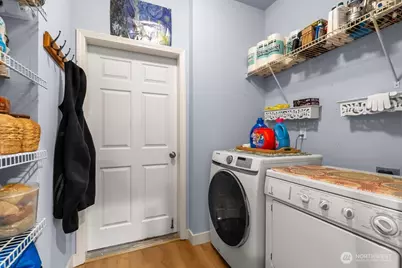 8943 Gravelly Lake Drive SW #2, Lakewood, WA 98499 - Photo 19