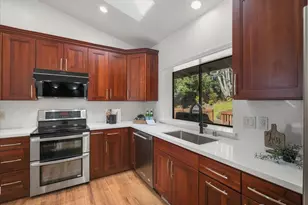 14812 SE 62nd Ct, Bellevue, WA 98006 - Photo 11