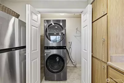1700 W Sunn Fjord Lane #L202, Bremerton, WA 98312 - Photo 11