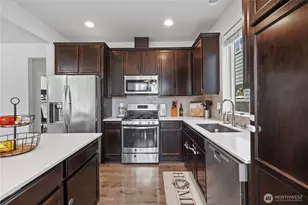 2216 117th St SW, Everett, WA 98204 - Photo 5