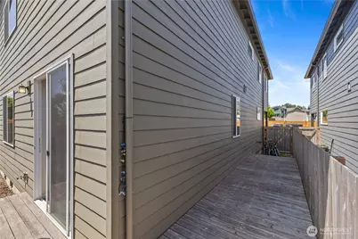 2216 117th Street SW, Everett, WA 98204 - Photo 35