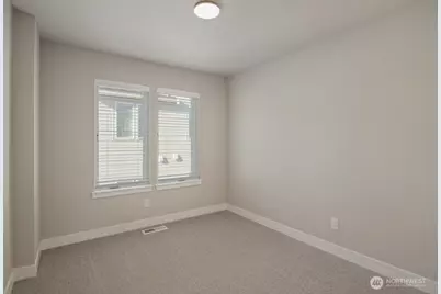 12810 66th Avenue S, Seattle, WA 98178 - Photo 15