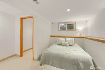 10417 76th Avenue S, Seattle, WA 98178 - Photo 21