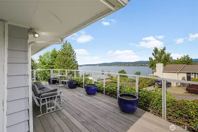 10417 76th Avenue S, Seattle, WA 98178 - Photo 3